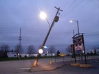 High winds cause dozens of power outages across Ottawa