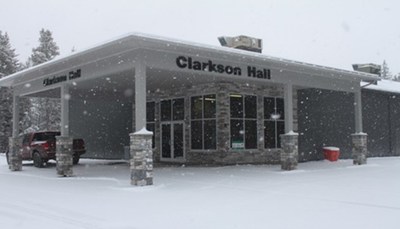Salle communautaire de Clarks (Groupe CNW/Diversification de l'économie de l'Ouest du Canada)