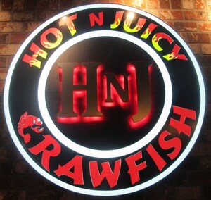 Acclaimed Seafood Restaurant, Hot N Juicy Crawfish, Celebrates 13th Location Grand Opening in Flushing, New York