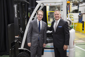 U.S. Representative Peter Roskam Visits UniCarriers Americas To Discuss Company's Impact On The Global Economy