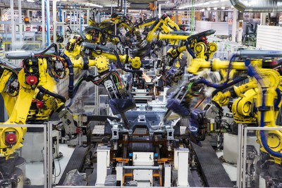 When they start to dance, each robot can make up to 16,000 spot welds every day on the bodies of future cars (PRNewsfoto/SEAT)