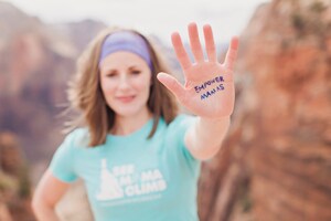 A High Five and $5,000 Grant for Mom Entrepreneurs