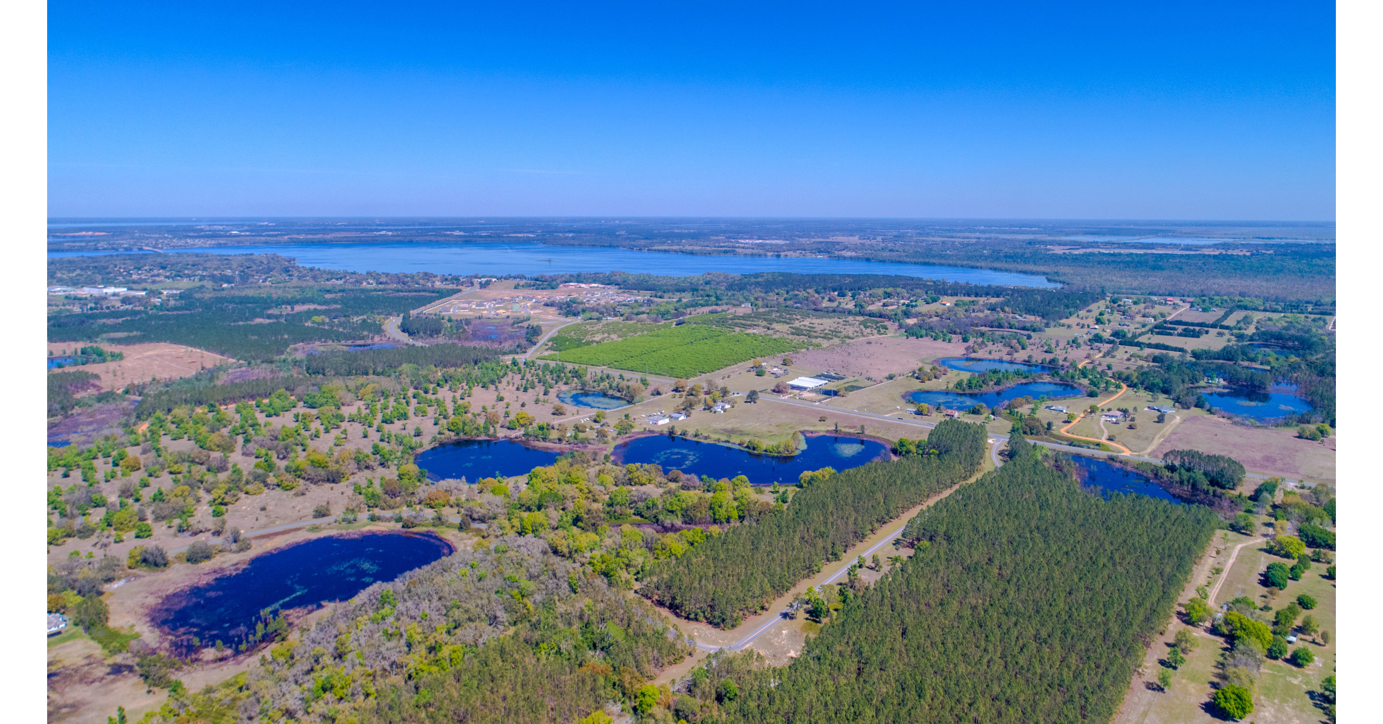 Orlando Area Community Offers Large Acreage and Waterfront Homesites
