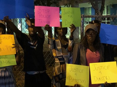 Protesters stand outside Miami’s Turner Guilford Knight Correctional Center on the evening of Thursday, May 10, 2018