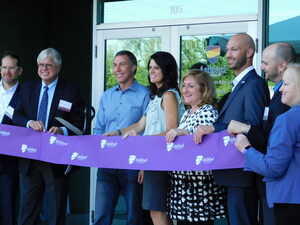 Ashford University Cuts Ribbon for Student Services and Student Veterans Center in Arizona