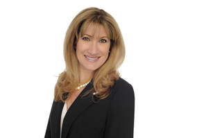 Thirty Year Banking Veteran Sara Moran-Sam Hired to Lead Professional Bank's Dadeland Expansion