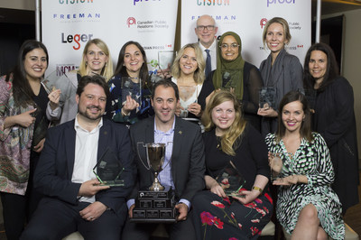 The team from Weber Shandwick celebrate a successful night at the 2018 ACE Awards Gala, including winning the award for Best Creative PR Campaign of the Year for their work on behalf of McDonald's Canada: the McDonald's Canada for Happy Meal Book or Toy Launch campaign. (CNW Group/Canadian Public Relations Society)