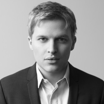 Ronan Farrow will be honoured with The Canadian Journalism Foundation's Special Citation at the CJF Awards on June 14 in Toronto. He will be recognized for his reporting in The New Yorker on sexual assault allegations brought against Harvey Weinstein. (CNW Group/Canadian Journalism Foundation)