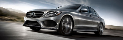 Cook County shoppers interested in leasing the new 2018 Mercedes-Benz C 300 can do so at Loeber Motors in Lincolnwood, IL.