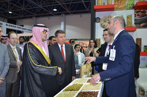 The previous edition of Saudi Arabia’s leading international Food & Drink trade exhibition was inaugurated by HH Prince Abdullah Bin Saud Bin Mohammed Al Saud, Head of Tourism Committee at Jeddah Chamber of Commerce and His Excellency Mr. Matthias Mitman, General Consul of United States of America. (PRNewsfoto/Reed Sunaidi Exhibitions)