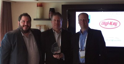 Wakefield-Vette Presents Digi-Key with Distributor Award “In Recognition of Highest NPI Revenue Growth”