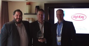 Wakefield-Vette Honors Digi-Key with Distributor Award "In Recognition of Highest NPI Revenue Growth"