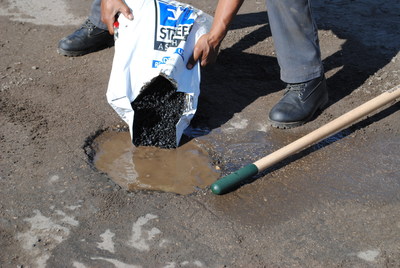 The polymer-modified formulation of this quick and easy-to-use asphalt product means it's always workable, repairs are immediately ready for traffic, and it even works in water.