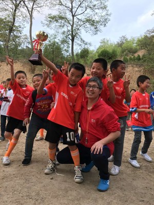 In 2016, Kallon in Gansu Tianshui Qinzhou District primary school education.