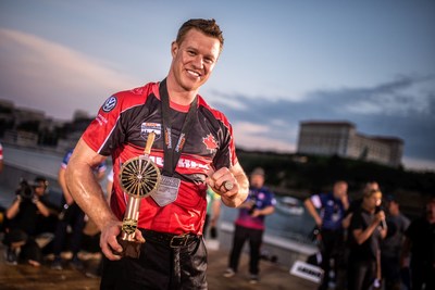 The Canadian Stirling Hart wins the Champions Trophy 2018. (PRNewsfoto/Stihl TIMBERSPORTS Series)