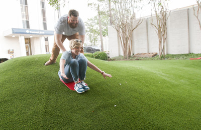 Ben and Erin Napier, Stars of HGTV’s ‘Home Town’, are First to Enjoy the Turf Hill in Trustmark Park, Renovated by Safety 1st