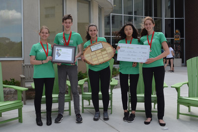 University of Toronto Schools took home first place at the 2018 Ontario Envirothon. (CNW Group/Forests Ontario)