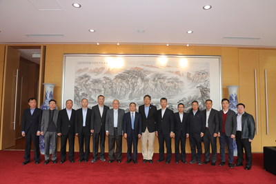 Deputy general manager of Moutai Group and chairman of Moutai's subsidiary Xijiu Zhang Deqin lead the team that visits the Embassy of China in Australia