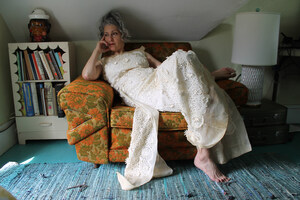 Elusive Indie Music Pioneer Lida Husik Emerges to Release First Album in 20 Years