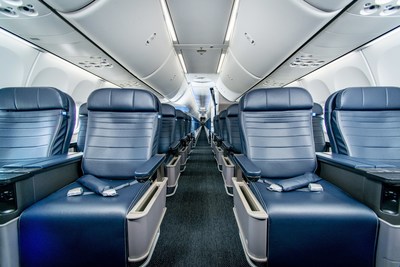 United Boeing 737 MAX 9 Cabin