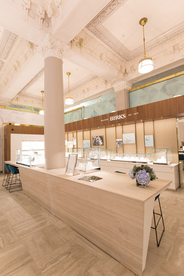 The new Birks Bridal Bar sets the stage for a new and improved experience where shopping for diamond engagement rings or wedding bands is comfortable and enjoyable (CNW Group/Birks Group Inc.)