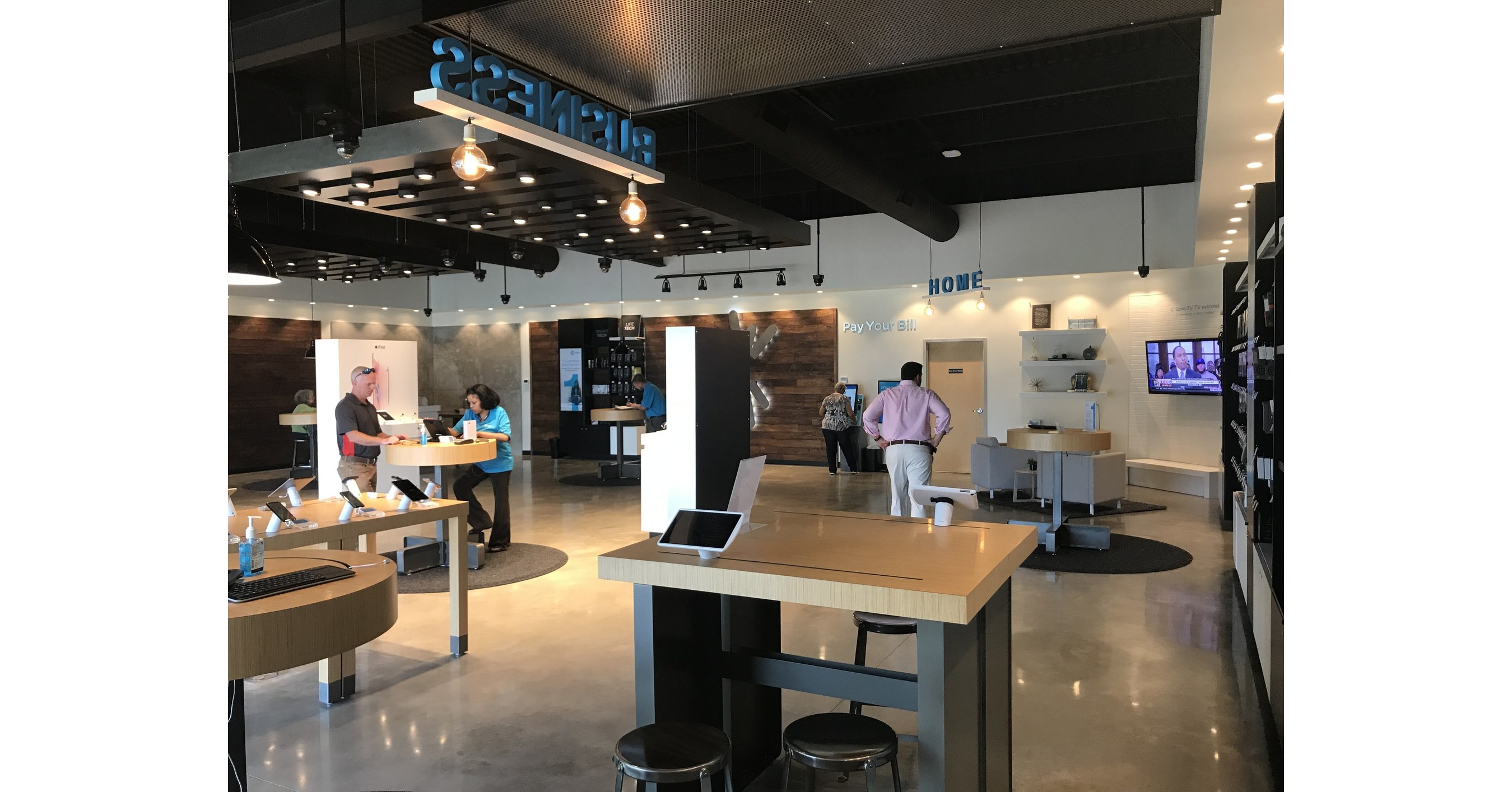 C Spire opens doors for new stateoftheart retail store in Madison