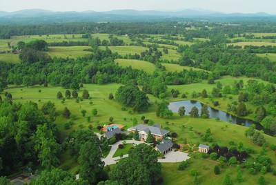 With careful attention to detail and a spare-no-expense attitude, the main residence of Emerald Hills features design influences from Thomas Jefferson’s Monticello and George Washington’s Mount Vernon. More at VirginiaLuxuryAuction.com.
