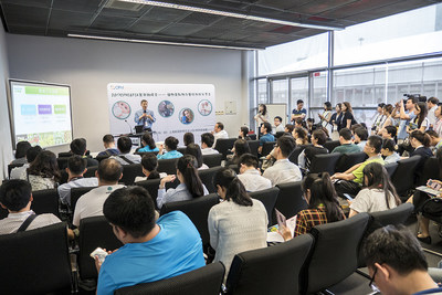 Business Meetings Onsite (PRNewsfoto/UBM)