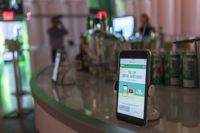 Make summer entertaining easy with Digital Bartender, a new tool from 7UP that helps you unlock unique cocktail recipes from your mobile device. (PRNewsfoto/7UP)