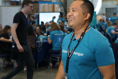 WestJet’s Alfredo C. Tan at #hackinthehangar (CNW Group/WESTJET, an Alberta Partnership)