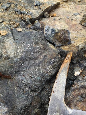 Figure 1: VMS rock with debris/breccia texture from the trench outcrop (CNW Group/Canadian Metals Inc.)