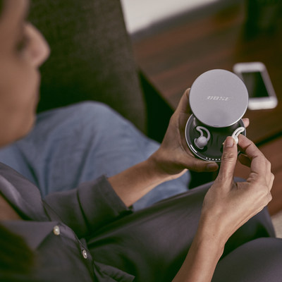 Bose introduces its revolutionary noise-masking sleepbuds – tiny, truly wireless earbuds that combine an ultra-comfortable design with soothing sounds to block, cover and replace the most common noises that interfere with sleep.