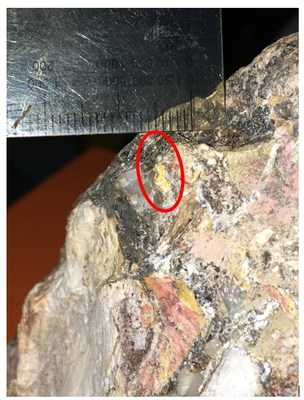 Figure 3: Visible Gold in Vein Structure (scale is of millimetre divisions). (CNW Group/NxGold Ltd.)