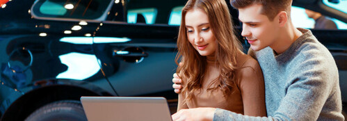 Couple car shopping online