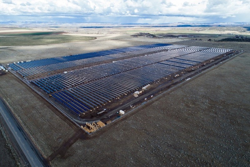 GCL New Energy's new 50 MW solar energy project in Jefferson Country, Oregon has completed Phase I of its construction as in now in commercial operation (PRNewsfoto/GCL-SI)