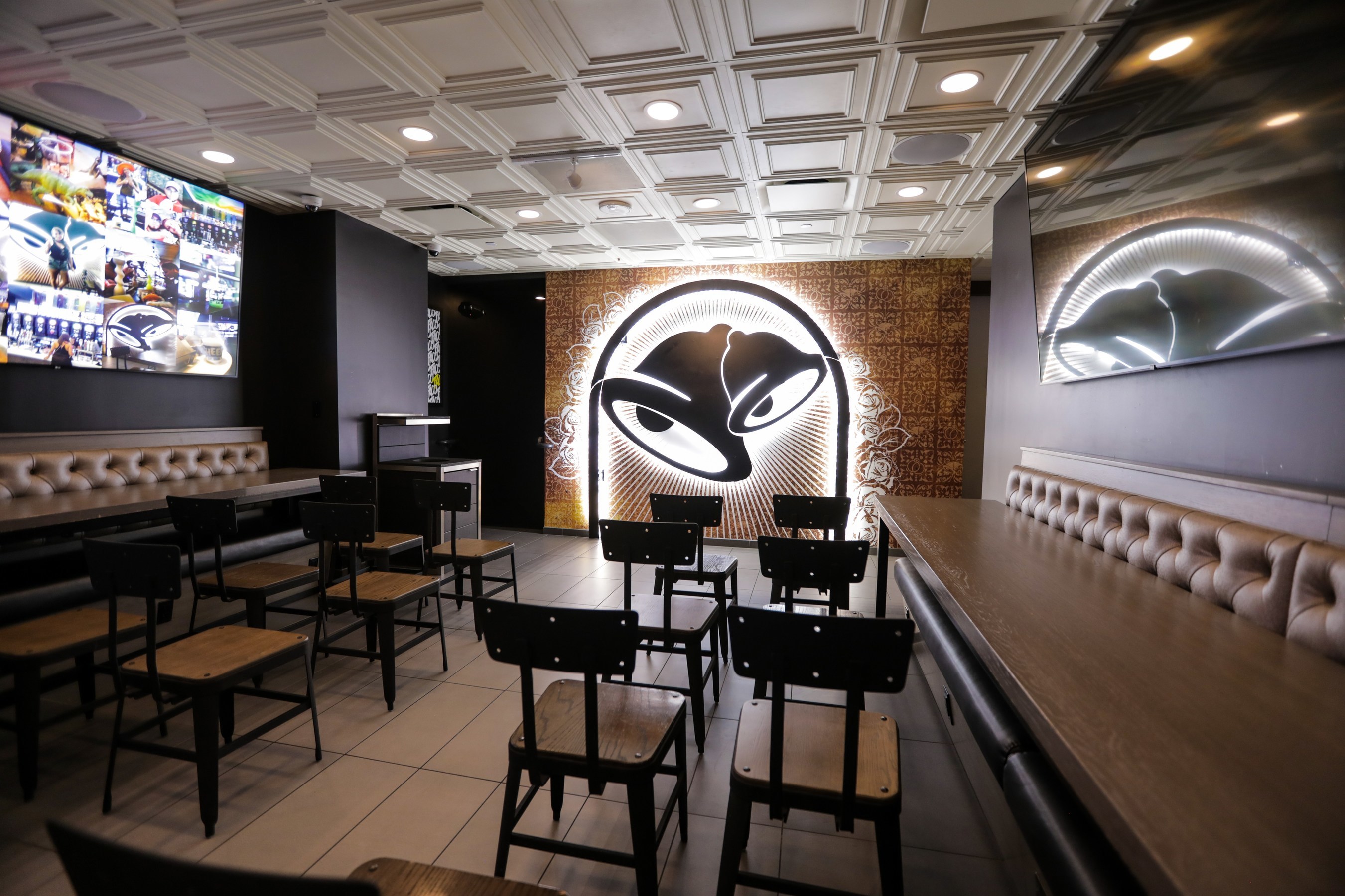 Taco Bell Vegas Wedding : Win A Wedding At Taco Bell Cantina On Las Vegas Strip - To procure a