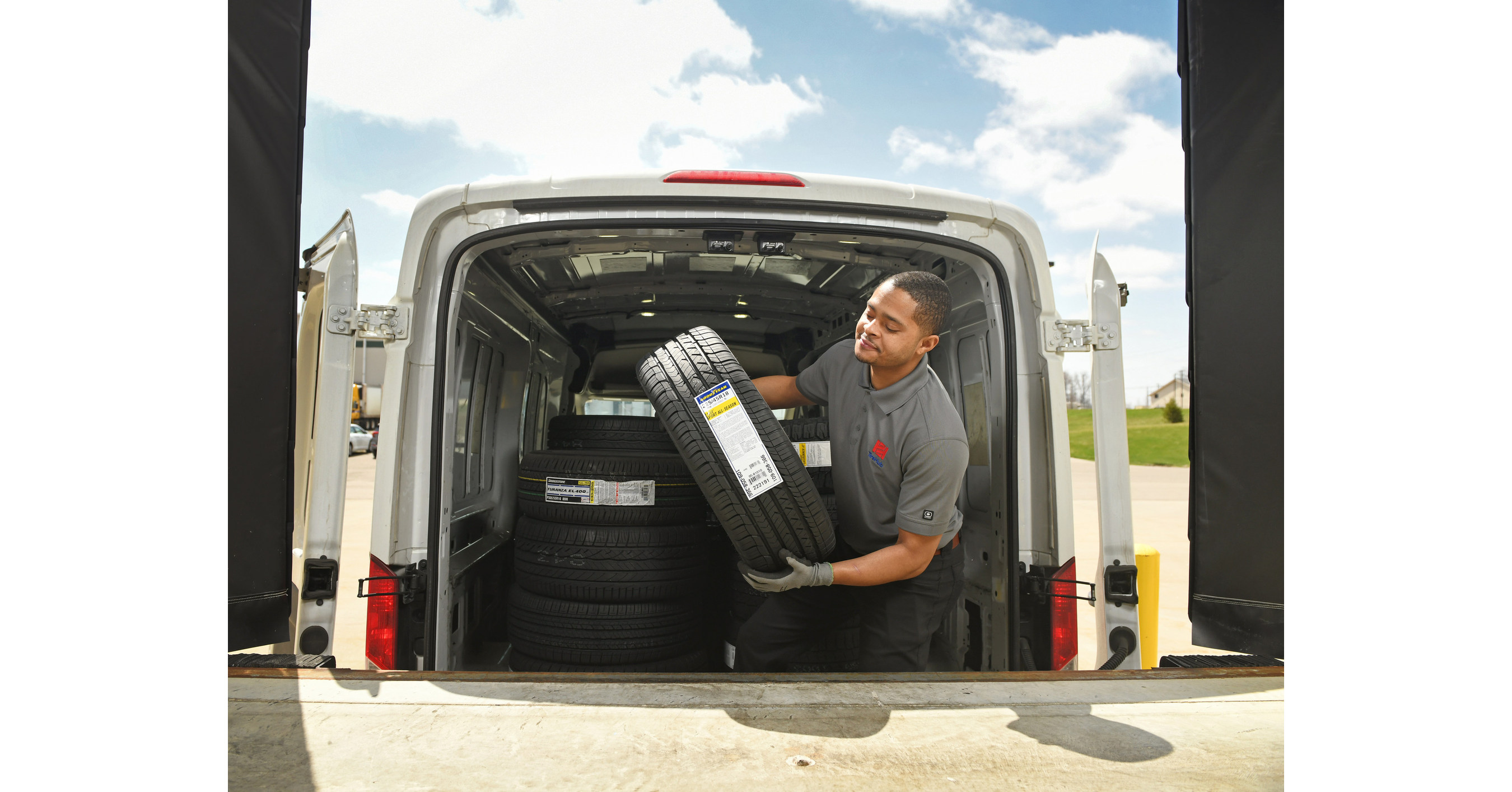 TireHub Opens Doors to Dealers, Retailers Today