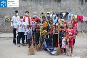 The Anant Fellowship Team Cleans the Streets of Ahmedabad