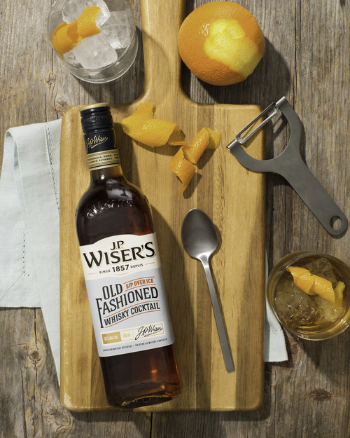 J.P. Wiser’s launches ready-to-serve Old Fashioned Whisky Cocktail (CNW Group/Corby Spirit and Wine Communications)