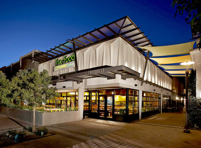 True Food Kitchen’s first of 23 restaurants in Phoenix, Arizona at Biltmore Fashion Park