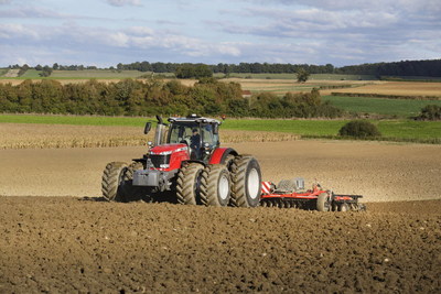 Michelin Showcases New Agriculture/Construction Tires