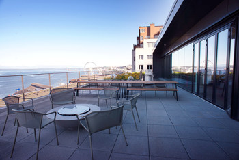 Big Fish's new home is located in Seattle's historic Maritime Building. Its teams can now enjoy sweeping views of the Seattle Waterfront, Olympic Mountains, and the Seattle downtown skyline.