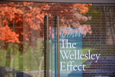 Wellesley College, the leading liberal arts college for women, today announced a historic conclusion to its record-setting fundraising effort, completing the largest fundraising campaign ever undertaken by a women's college, and doing so a year early. The College raised more than $500 million to support its mission to educate and empower the next generation of women who will shape their communities and change the world. Photo: Richard Howard/Wellesley College