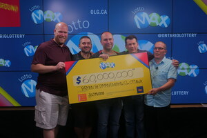 Prêts pour l'aventure : un groupe de cinq amis de la région d'Ottawa célèbre son gain de 60 millions de dollars!