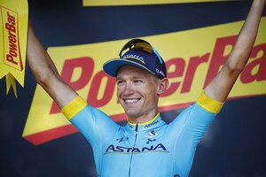 Magnus Cort Nielsen Rides ROKA SL-1x Eyewear To Tour de France Stage 15 Win