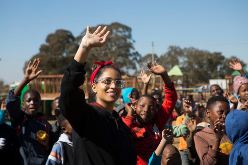 On 22 July 2018 in South Africa, UNICEF Goodwill Ambassador Lilly Singh interacts with children during a visit to the Isibindi Safe Park in Soweto. © UNICEF/UN0223959/Prinsloo (CNW Group/UNICEF Canada)