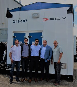 Collaboration entre Schneider Electric Canada et REV en vue d'offrir un plus grand soutien en termes de solutions électriques aux consommateurs de l'Ouest du Canada
