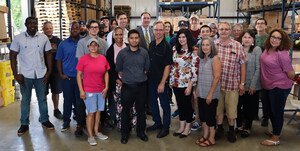 Congressman Olson Visits LoveHandle Phone Grip Headquarters