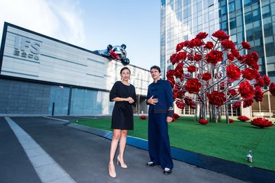 Chongqing IFS Joins Hands with Italian Artist and Architect Mr. Simone Carena and Ethnic Chinese Artist Ms. Yihong Hsu, Creating Original Public Installation Artwork “LOVE.FOUND.”.