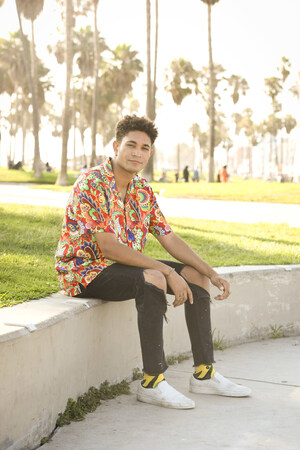 Chart-Topping Artist Bryce Vine Strikes New Chord with Pepsi®